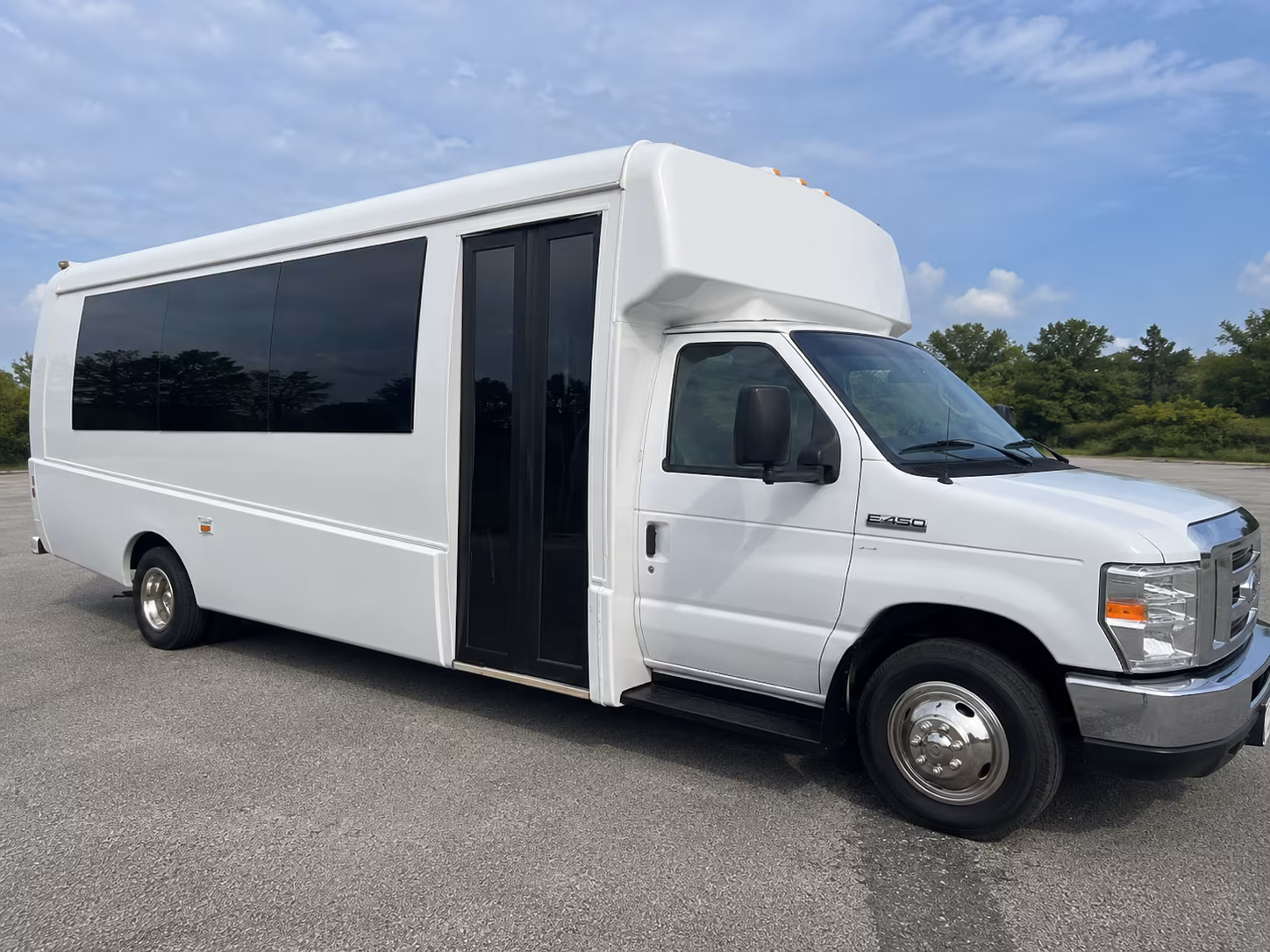 bachelor and bachelorette party buses in overland park